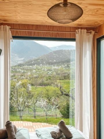 Elysian Fields - The Island Tiny House Bed & Breakfast Sadu Eksteriør bilde
